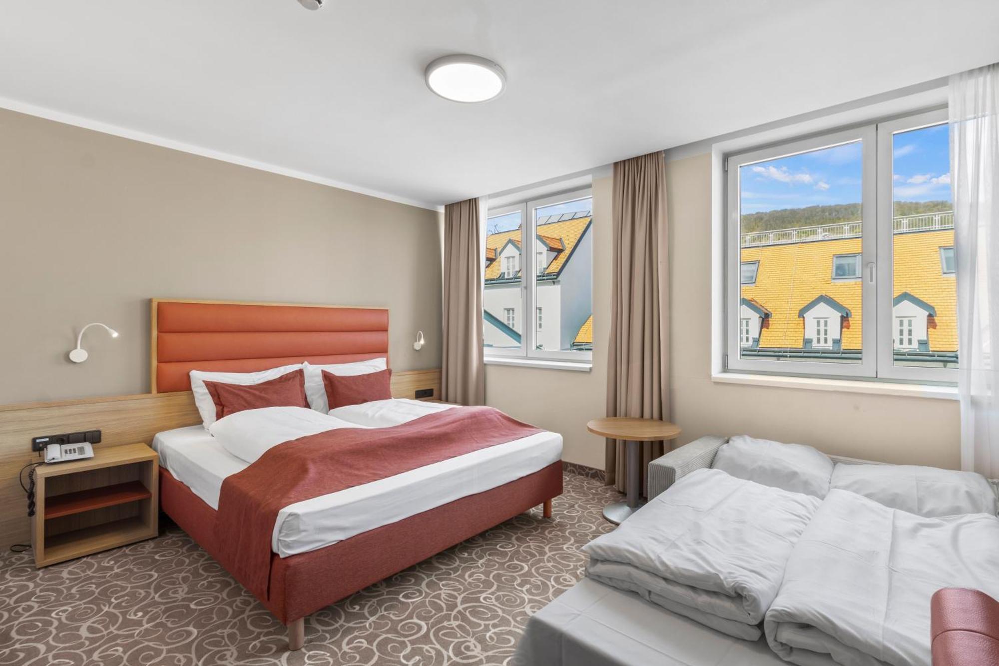 Schild Hotel 4*